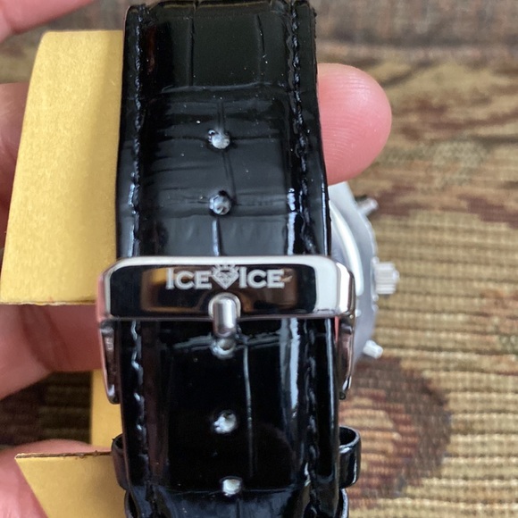Brand new “Ice Ice Elements” Genuine Diamonds Bezel Large Face Men’s Watch. Nice - Picture 4 of 12